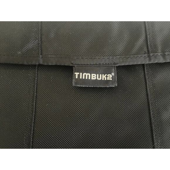 Timbuk2 quilted laptop sleeve Black 14'' x 12” - Picture 3 of 7
